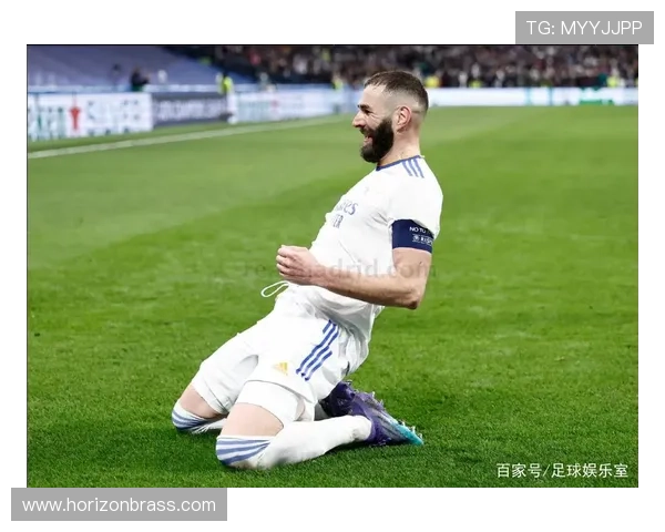 欧冠淘汰赛之王:本泽马如何用帽子戏法改写历史 欧冠淘汰赛之王:本泽马如何用帽子戏法改写历史