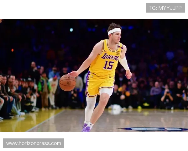 奥斯汀·里夫斯突破终结效率提升明显 主导湖人关键得分环节